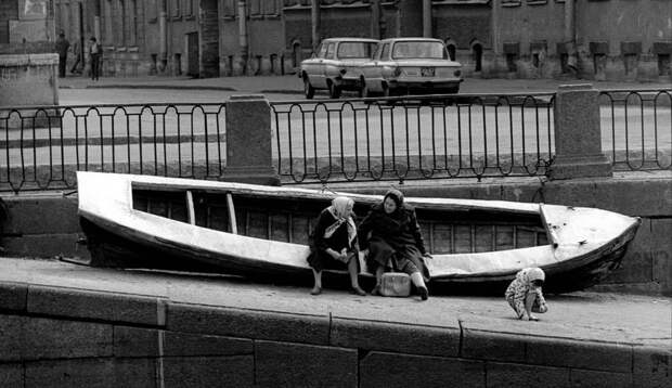 Фотограф Александр Китаев и его Петербург вне времени