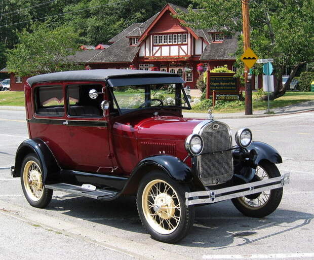 Ford Model A Tudor Sedan, 1928 год. /Фото: upload.wikimedia.org