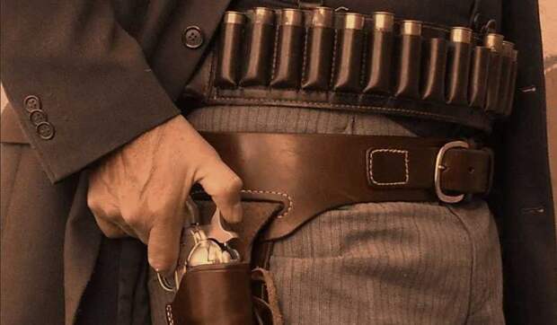 Майк Пенс: В отношениях с Россией мы должны «держать руку на кобуре»