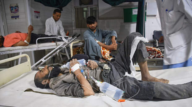 Мощное землетрясение в Афганистане частично разрушило знаменитую Голубую мечеть