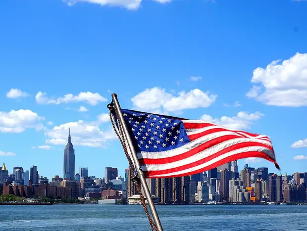 В США принят закон, позволяющий направлять Украине арестованные активы