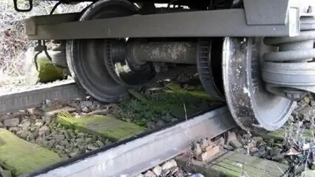 Губернатор Курской области сообщил о частичном обрушении ЖД моста