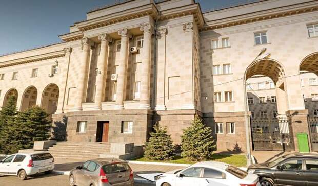 Новиков покидает пост главы Адамовского района, а губернатору разрешат третий срок