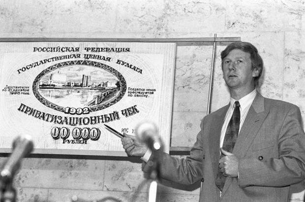 Какой конфуз: Миша Ходорковский обвинил во взятке Толика Чубайса