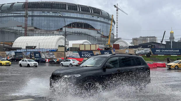 Около 50 литров дождевой воды на квадратный метр обрушилось в Москве за сутки