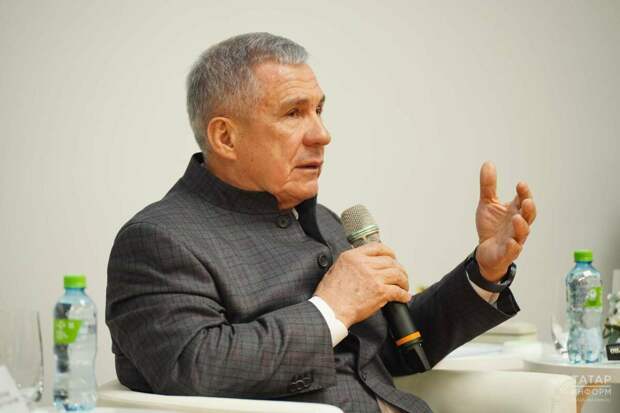 Миңнеханов Туган тел көнен һәм Тукайның 140 еллыгын югары дәрәҗәдә уздырырга кушты