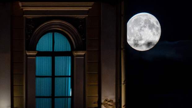 Маск построит на Луне гигантскую катапульту