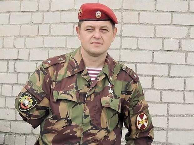 Майор спецназа Внутренних войск МВД России Игорь Задорожный сравнил медиков в период эпидемии с военными врачами
