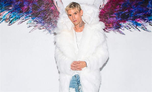 От драки до любви: возлюбленная певца Аарона Картера ждет ребенка