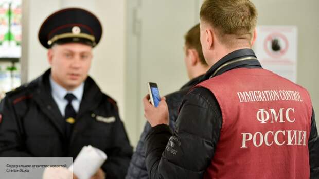 Что важнее, прокормить семью или «вышиванка»? Чем украинцев манит Россия 