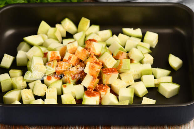 Покажу, как запеченные кабачки сделать не просто вкусными, а очень вкусными (все дело в соусе)