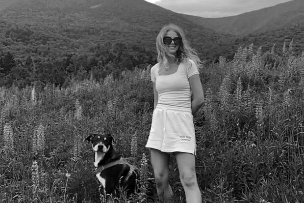 Опытная туристка отправилась в поход с собакой и замерзла насмерть на горе в США