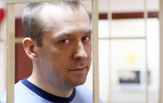 По решению суда полковник Захарченко получил 13 лет колонии По решению суда полковник Захарченко получил 13 лет колонии