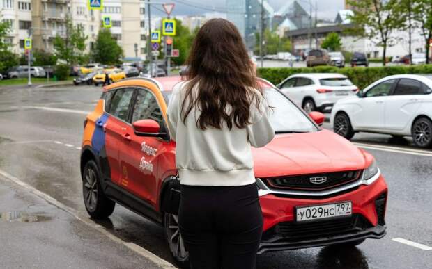 Известно, куда направились на каршеринге 3,5 млн москвичей в первый месяц весны