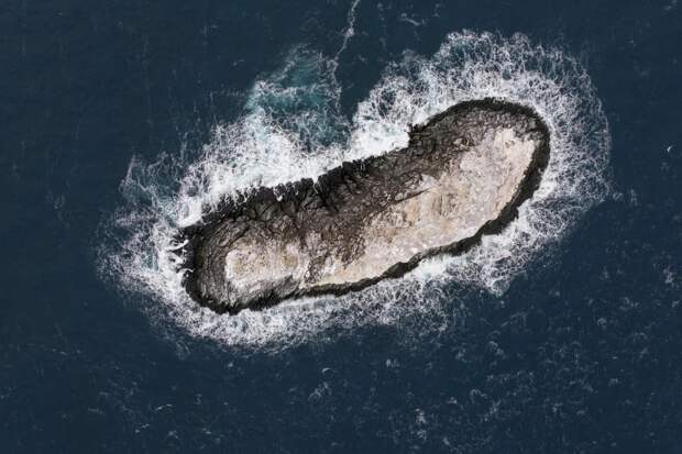 В Антарктике случайно нашли новый остров