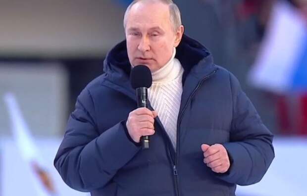 «Избавить людей от страданий – цель военной операции»: Путин выступил на концерте по случаю присоединения Крыма