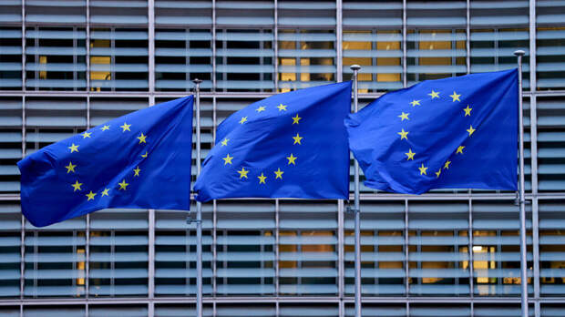 Экс-глава контрразведки ФРГ: ЕС не может перевоспитывать людей санкциями