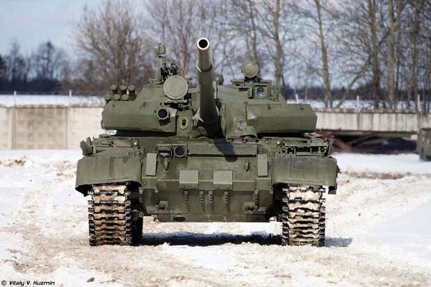 Т-62 с «бровями Брежнева» на башне (иллюстрация из открытых источников)