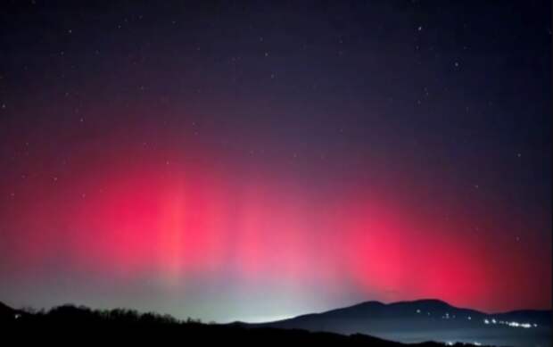 Ученый объяснил, почему северное сияние в Крыму красное