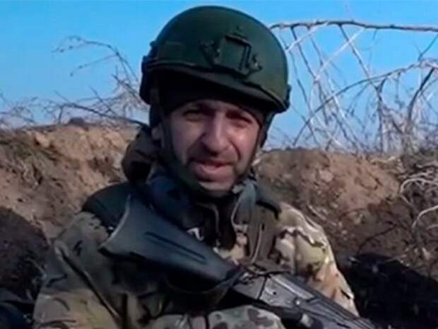 Звезда “9 роты” Фидаров не нашёл Смольянинова* на поле боя и записал ему видео из окопа (ВИДЕО)