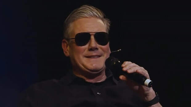 Стармер спародировал Макрона в солнцезащитных очках