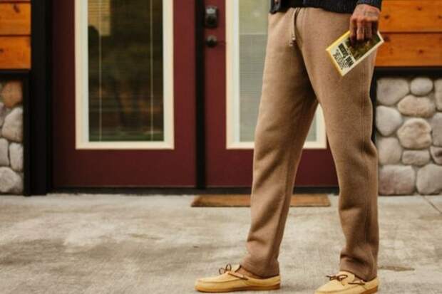 Keep Your Legs Warm With These Sherpa Lined Sweatpants From Flint And Tinder
