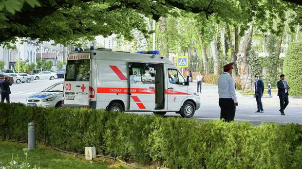 В Таджикистане при взрыве шахты погиб человек и восемь пострадали 