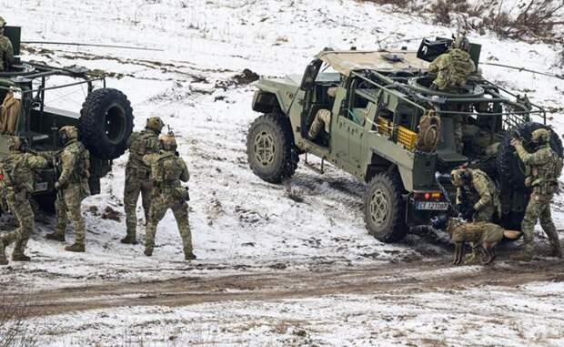 «Коалиция желающих»: Запад бряцает оружием тихонько, чтобы не злить Путина