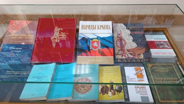 В Симферополе открылась выставка ко Дню принятия Крыма, Тамани и Кубани в состав Российской империи