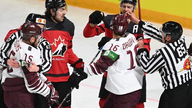 Канада сенсационно уступила Латвии на старте ЧМ-2021