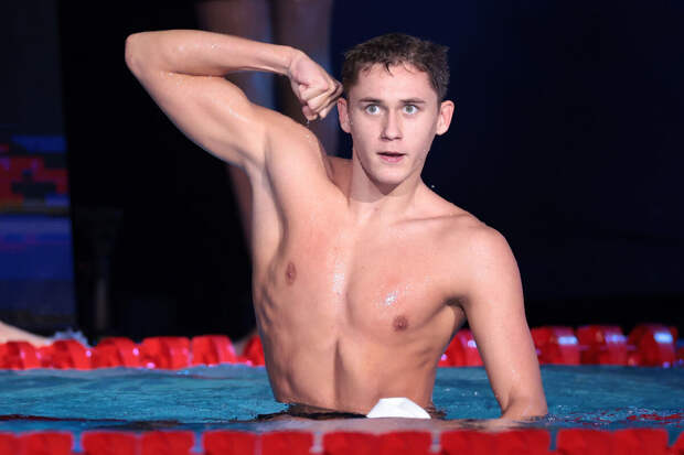 Мировой юниорский рекорд российского пловца Вековищева признали официально