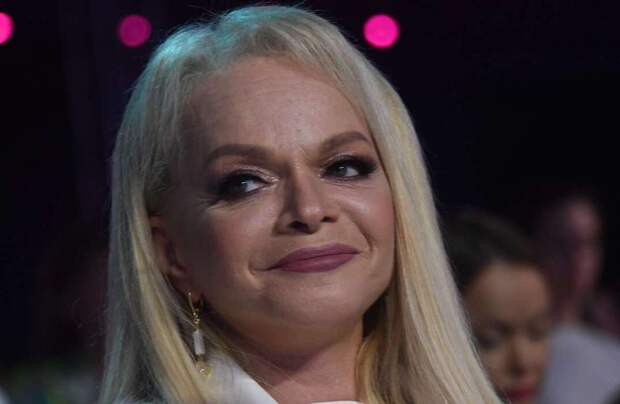 «Рассказать всю правду действительно нужно»: Лариса Долина готовит официальное заявление