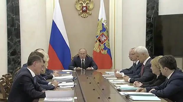 Путин провёл совещание по модернизации первичного звена здравоохранения