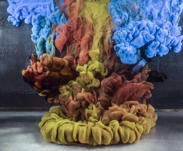 Краски. Автор: Kim Keever.