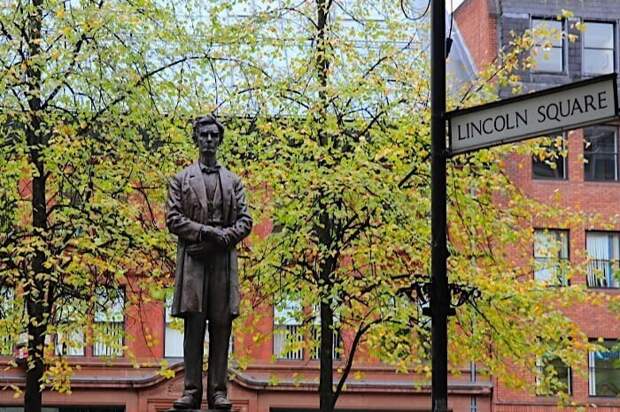 19. Блокада конфедератского хлопка президентом Линкольном вызвала голод в английских фабричных городах 19. Блокада конфедератского хлопка президентом Линкольном вызвала голод в английских фабричных городах