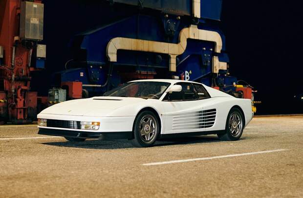 Восхитительный рестомод Ferrari Testarossa из Швейцарии