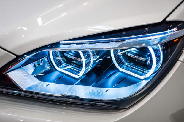 Вице-президент АвтоВАЗа обиделся на олимпийского чемпиона из-за сравнения BMW и Lada Вице-президент АвтоВАЗа обиделся на олимпийского чемпиона из-за сравнения BMW и Lada