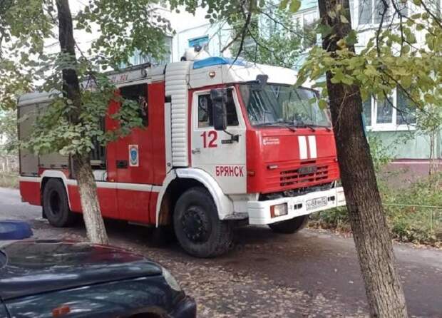 В Брянске загорелась квартира: эвакуированы 5 человек, есть пострадавший