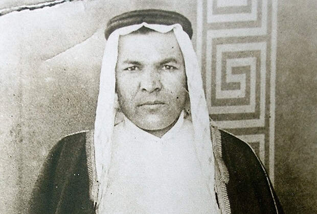Карим Хакимов в арабской одежде