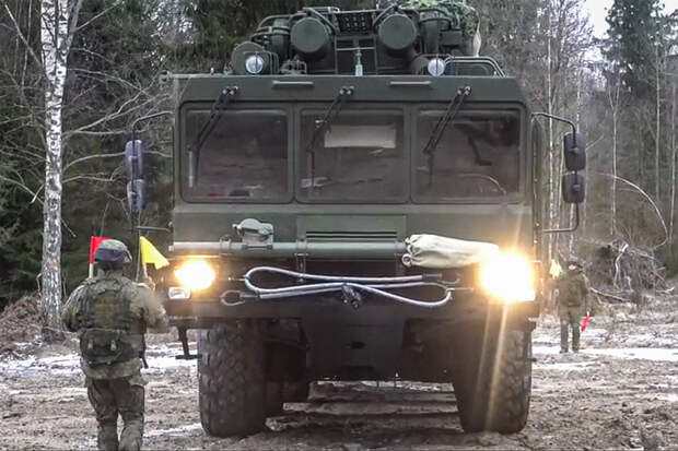 «Подлетное время до любой точки Европы — пара минут». «Орешник» заступил на боевое дежурство в Белоруссии и впервые попал на видео