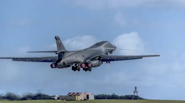 Forbes: ВВС США нацелили бомбардировщики на уничтожение кораблей России