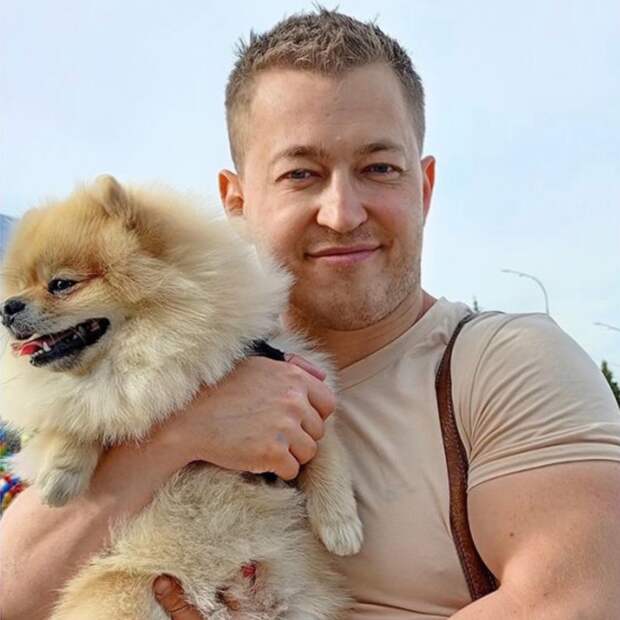 Блогер из России соблазнил десятки чернокожих женщин и попал в списки Интерпола