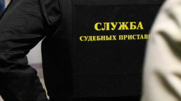 Напавший на конвоиров в суде в Ростове арестант был ранен