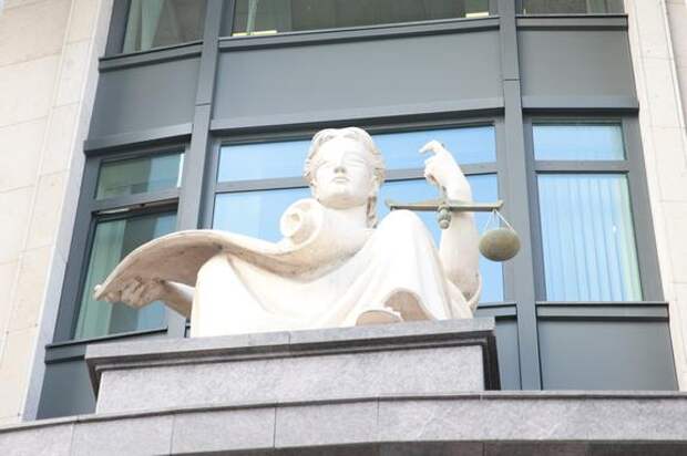 Арбитраж снял арест с активов «Аптечной сети 36,6»