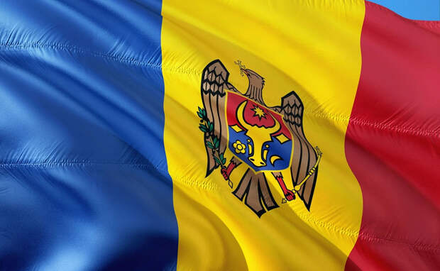 На границе с Молдовой задержали украинца, переодетого в пенсионерку