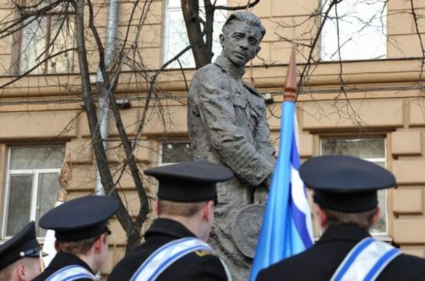 aleksandr-ivanovich-marinesko-09