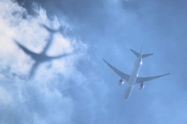 Рейс Azur Air вылетел из Ханоя в Иркутск после незапланированной посадки