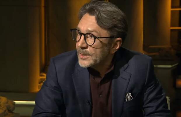 Выборы, выборы — Сергей Шнуров вступил в Партию Роста