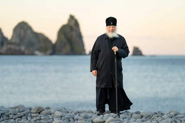 Патриарх Кирилл выступил против мигрантов и народозамещения