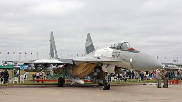 Х-38 на поддвигательном пилоне истребителя Су-35С Фото: Commons.wikimedia.org/Doomych